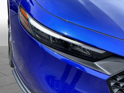 Used 2025 Honda Accord Sport image 48