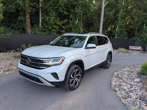 Certified 2023 Volkswagen Atlas SEL AWD/4WD image 1