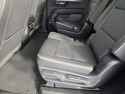 New 2026 Chevrolet Suburban Premier w/ Sun And Tow Package RWD image 34