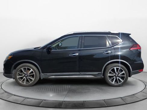 Used 2018 Nissan Rogue SL w/ Premium Package image 2