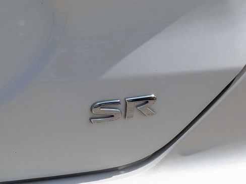 Used 2024 Nissan Kicks SR w/ SR Premium Package FWD image 15