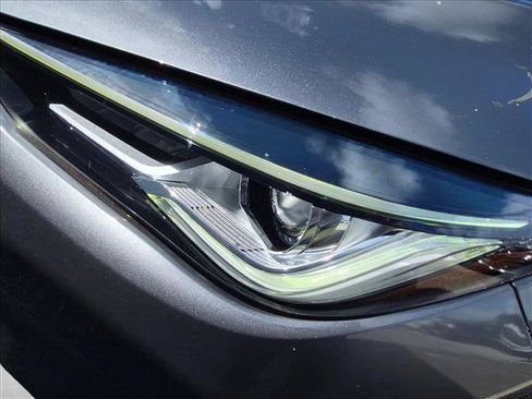 Used 2023 INFINITI QX50 Luxe FWD image 7