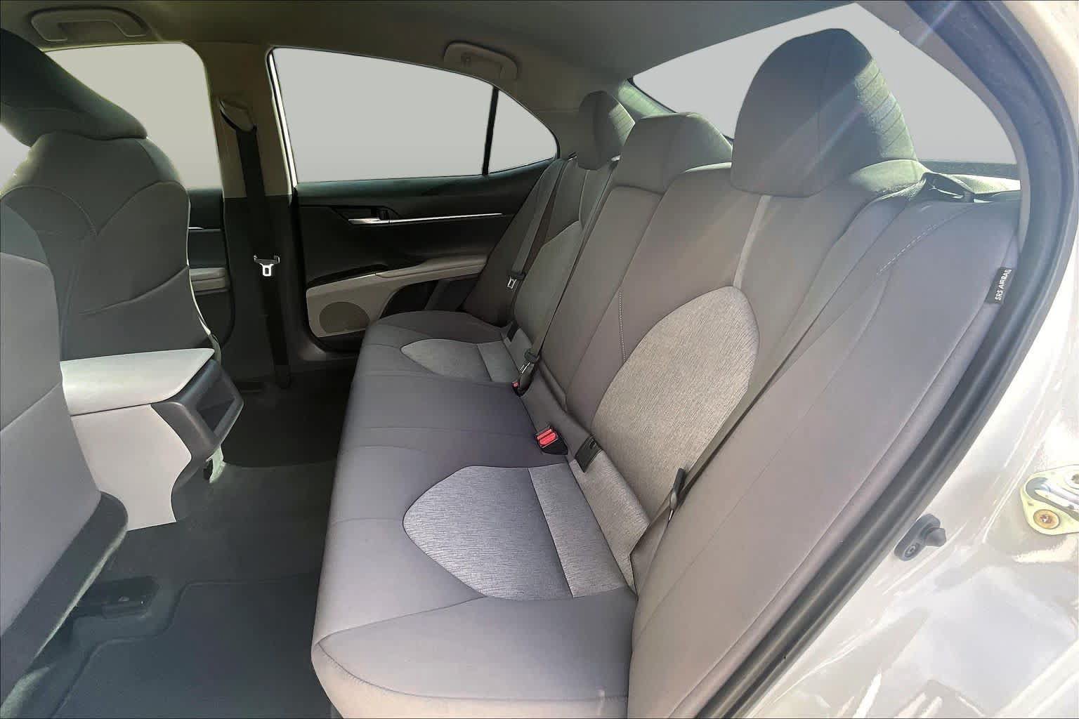 Used 2023 Toyota Camry LE FWD image 20