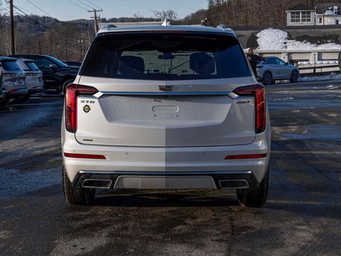 Used 2024 Cadillac XT6 Luxury image 5