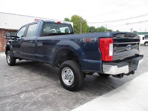 Used 2019 Ford F250 XL w/ Power Equipment Group AWD/4WD image 3