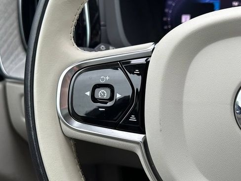 Certified 2024 Volvo XC60 B5 Ultimate w/ Climate Package AWD/4WD image 27