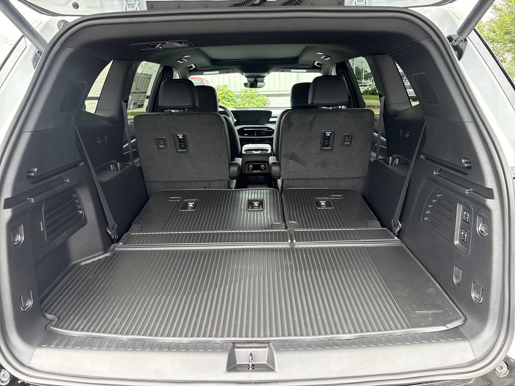 New 2026 Buick Enclave Sport Touring w/ Super Cruise Package FWD image 45