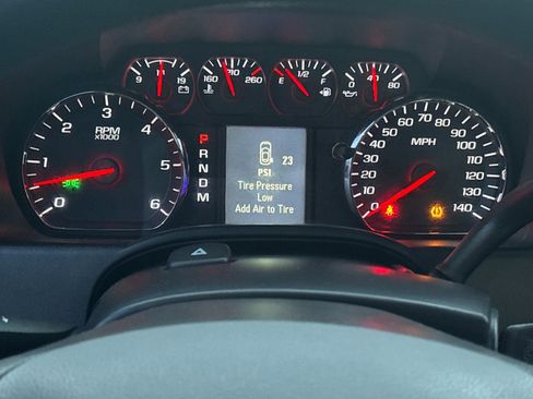 Used 2016 Chevrolet Silverado 1500 Custom w/ Custom Convenience Package image 23