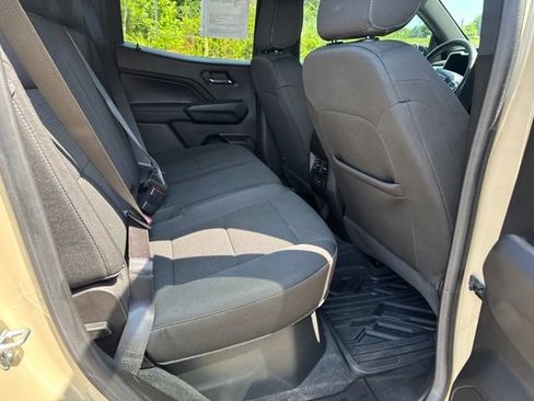 Used 2023 GMC Canyon Elevation w/ Convenience Package RWD image 14