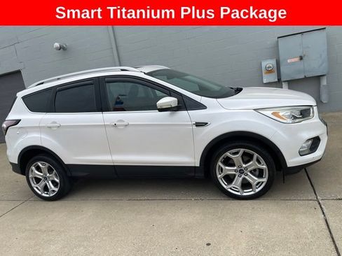 Used 2019 Ford Escape Titanium FWD image 1