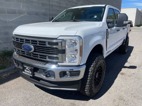 Used 2025 Ford F250 XLT w/ FX4 Off-Road Package AWD/4WD image 21
