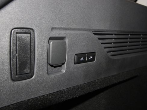 New 2026 Lincoln Nautilus Premier w/ Equipment Group 102A image 45