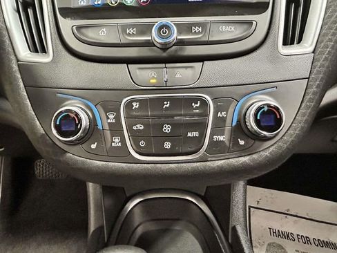 Used 2024 Chevrolet Malibu LT image 19