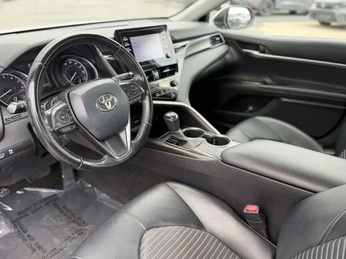 Used 2021 Toyota Camry SE FWD image 10