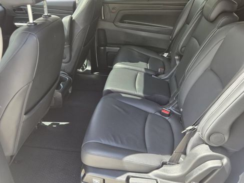 Used 2025 Honda Odyssey EX-L image 12