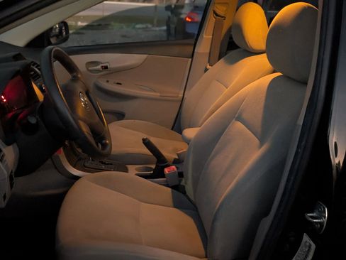 Used 2012 Toyota Corolla L image 13