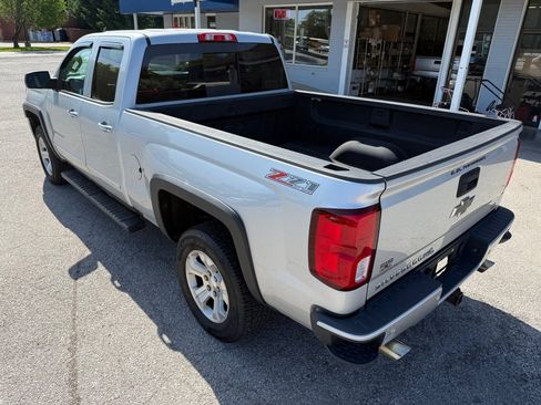Used 2017 Chevrolet Silverado 1500 LTZ Z71 w/ LTZ Plus Package AWD/4WD image 8
