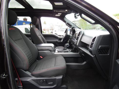 Used 2019 Ford F150 XLT w/ Equipment Group 302A Luxury AWD/4WD image 29
