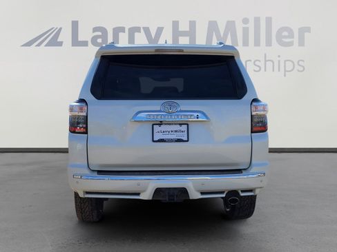 Used 2020 Toyota 4Runner Limited image 4