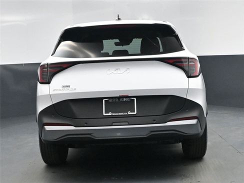 Used 2026 Kia Sportage LX w/ LX Convenience Package image 22