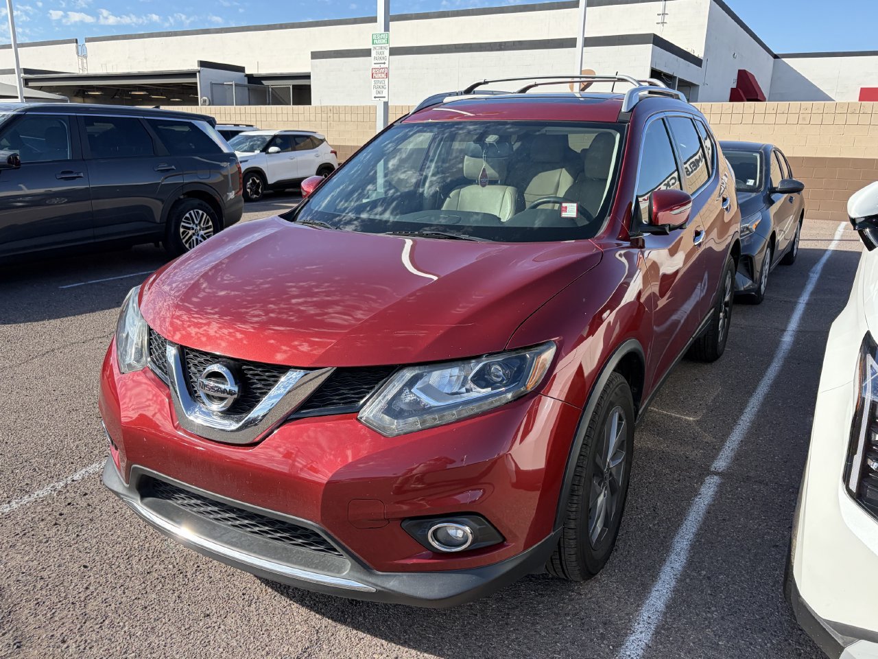 Used 2016 Nissan Rogue SL w/ SL Premium Package AWD/4WD image 5