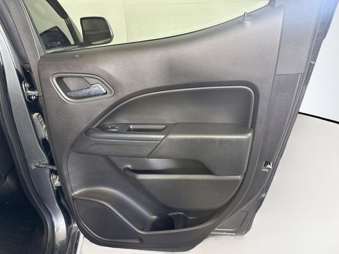 Used 2016 Chevrolet Colorado LT w/ LT Convenience Package image 28
