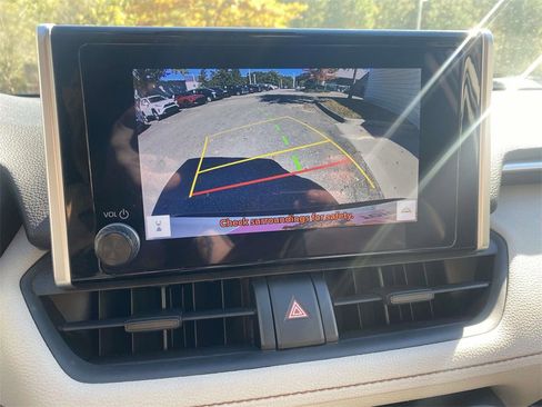 Used 2023 Toyota RAV4 XLE image 21