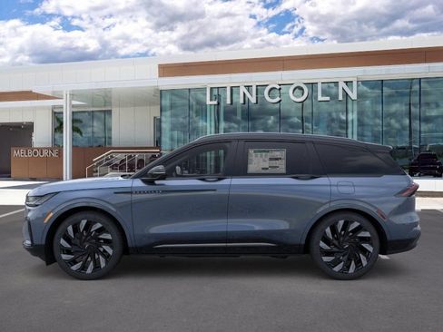 New 2026 Lincoln Nautilus Reserve AWD/4WD image 3