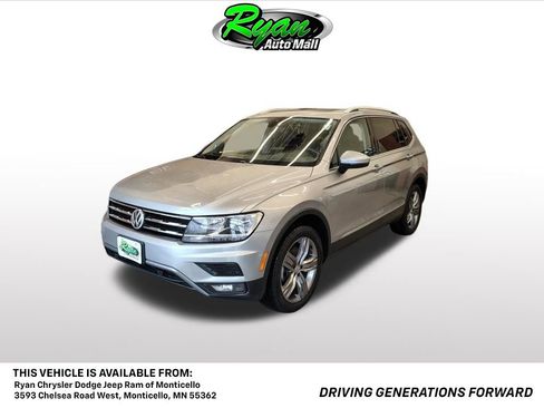 Used 2020 Volkswagen Tiguan SEL w/ 3rd Row Seat Package AWD/4WD image 1
