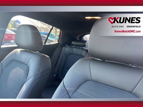 New 2026 Buick Envista Preferred w/ Convenience I Package FWD image 35