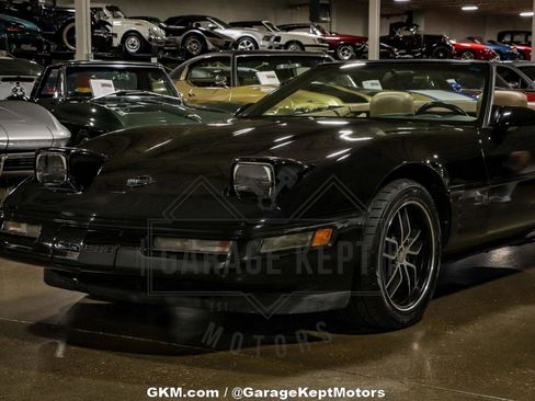Used 1992 Chevrolet Corvette Convertible image 48