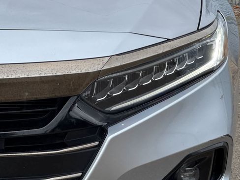 Used 2022 Honda Accord Sport image 14