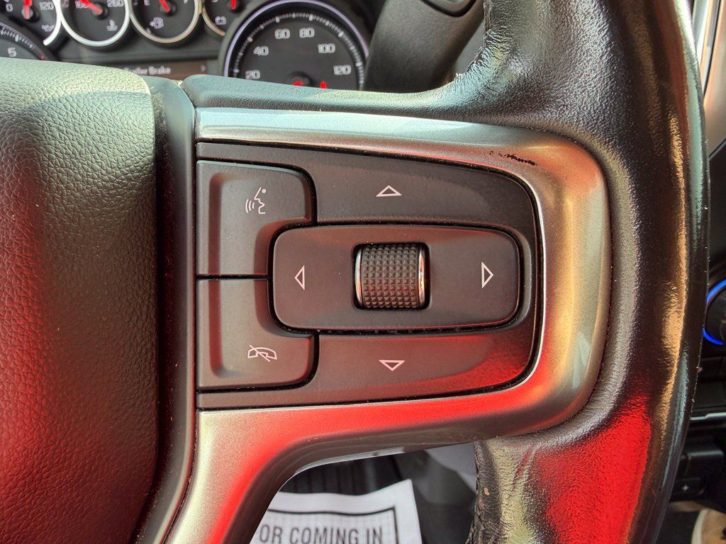 Used 2019 Chevrolet Silverado 1500 LT w/ All-Star Edition AWD/4WD image 10