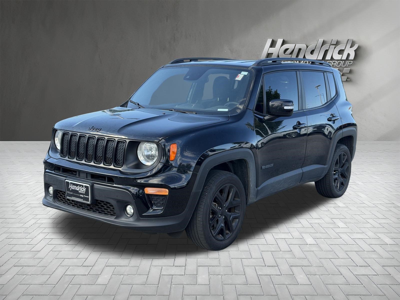 Used 2022 Jeep Renegade Altitude AWD/4WD image 3