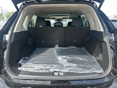 New 2026 Nissan Rogue SV image 34