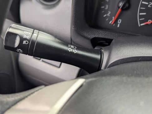 Used 2019 Nissan NV200 S image 23