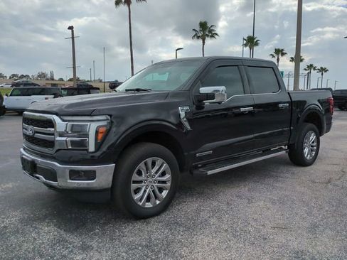 Certified 2025 Ford F150 Lariat w/ Equipment Group 501A Mid image 9