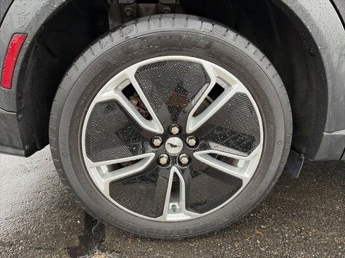 Used 2022 Ford Mustang Mach-E Select image 10