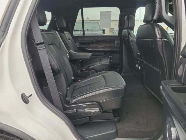 Used 2021 Ford Expedition XLT AWD/4WD image 24