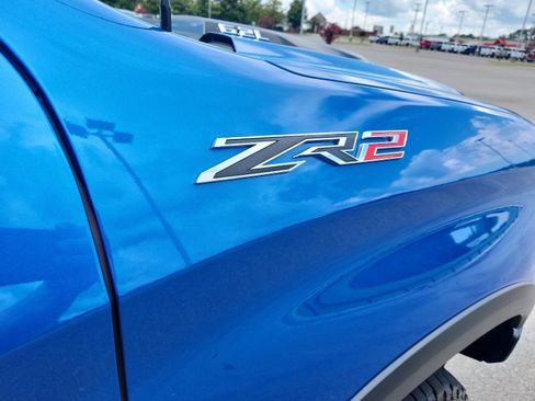 Used 2022 Chevrolet Silverado 1500 ZR2 w/ Technology Package AWD/4WD image 8