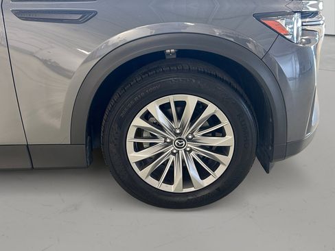 Used 2024 MAZDA CX-90 3.3 Turbo w/ Preferred Plus AWD/4WD image 9
