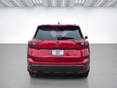New 2026 Nissan Rogue SV AWD/4WD image 5