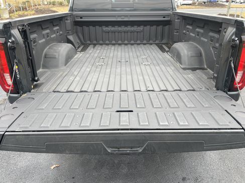 Used 2023 GMC Sierra 2500 Denali w/ Denali Ultimate Package image 30