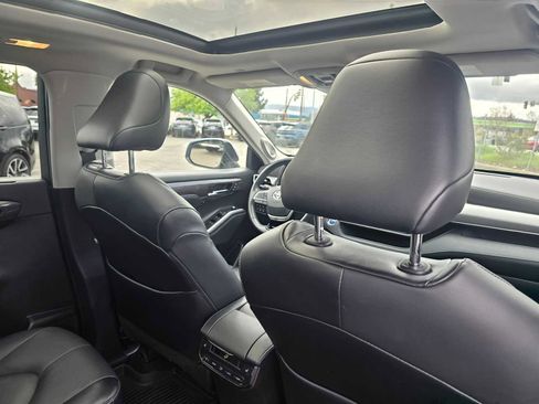 Used 2022 Toyota Highlander Platinum image 15