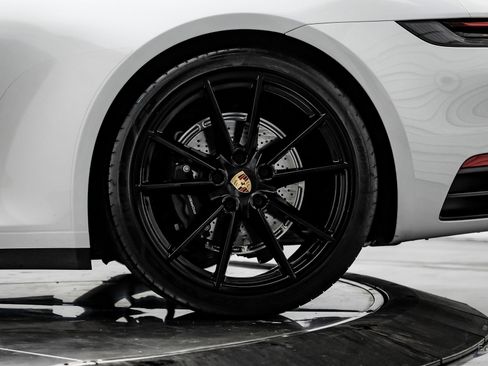 Used 2021 Porsche 911 Carrera 4 image 86