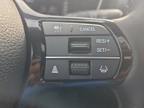 Used 2024 Honda Pilot Elite image 36