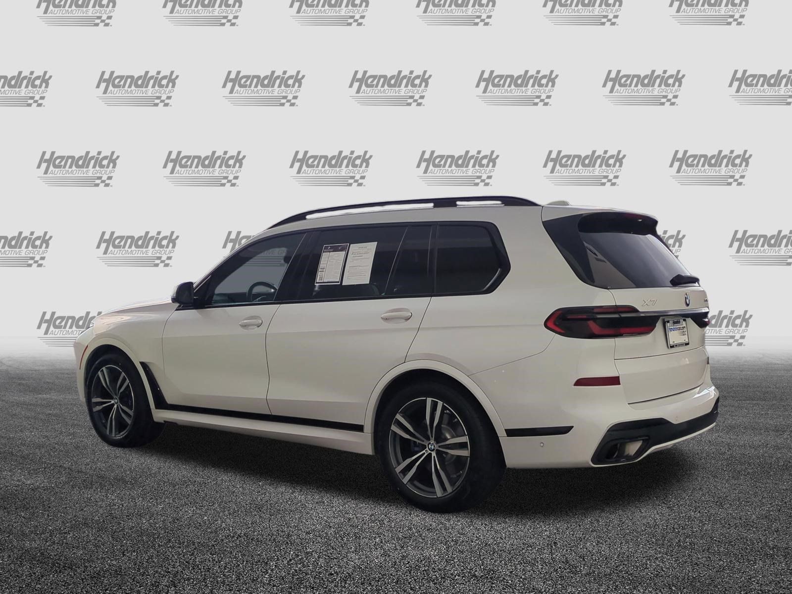 Used 2024 BMW X7 xDrive40i w/ Executive Package AWD/4WD image 8