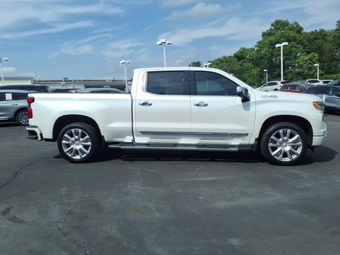 Used 2023 Chevrolet Silverado 1500 High Country AWD/4WD image 8