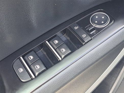 Used 2021 Kia Soul LX image 16