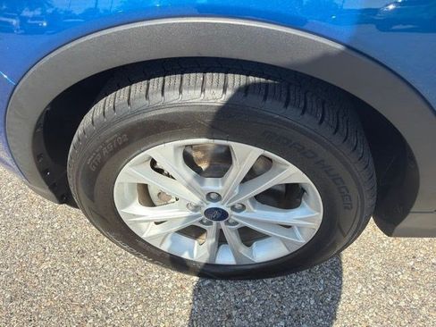 Used 2017 Ford Escape SE AWD/4WD image 10